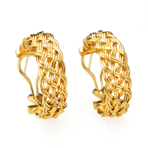 Bar Island Curl Earrings in 18k gold by Tamberlaine, Maine jeweler