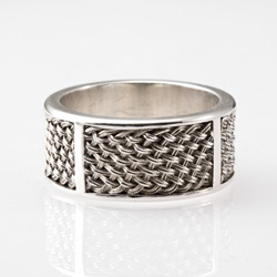 Inset Fine Weave Ring